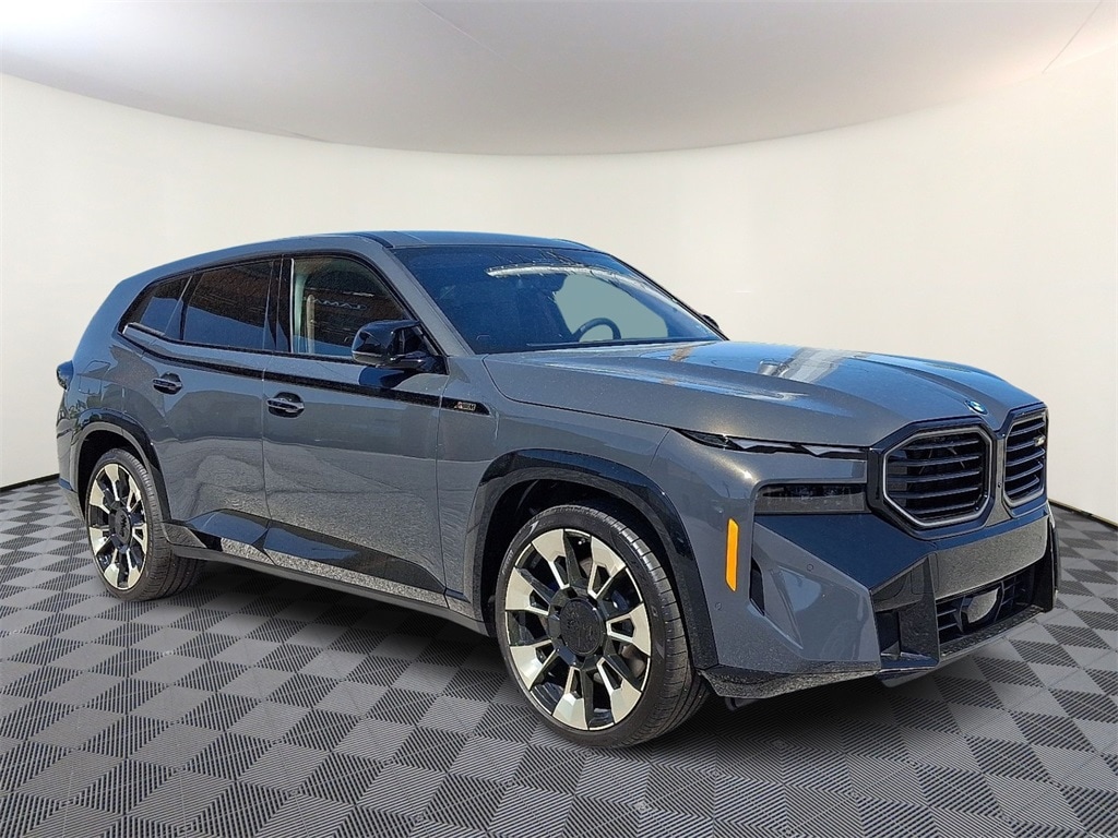 2025 BMW XM