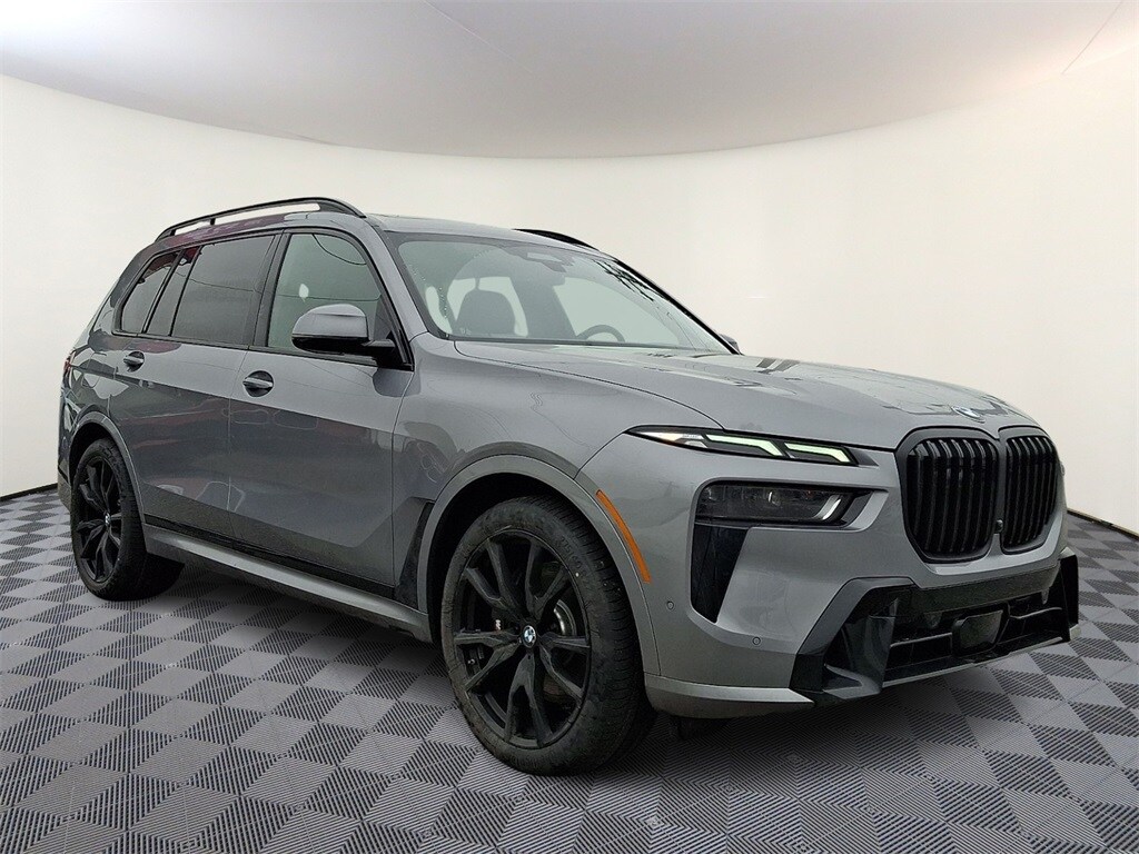 New 2026 BMW X7 xDrive40i SUV
