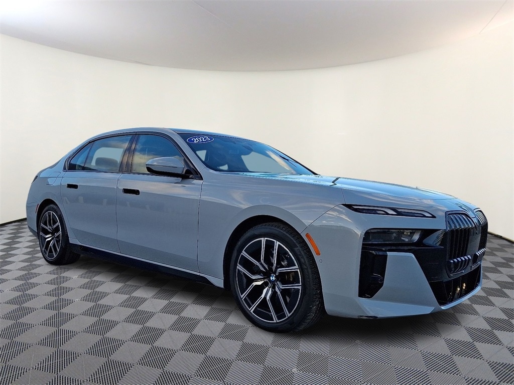 2023 BMW 7 Series 760i's photo