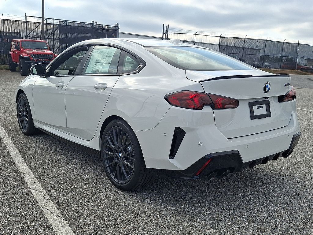 2026 BMW 2 Series M235 - Photo 6