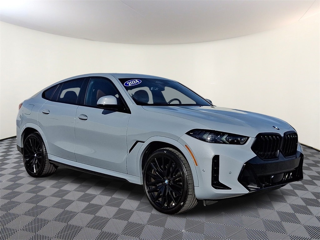 2024 BMW X6 40i's photo