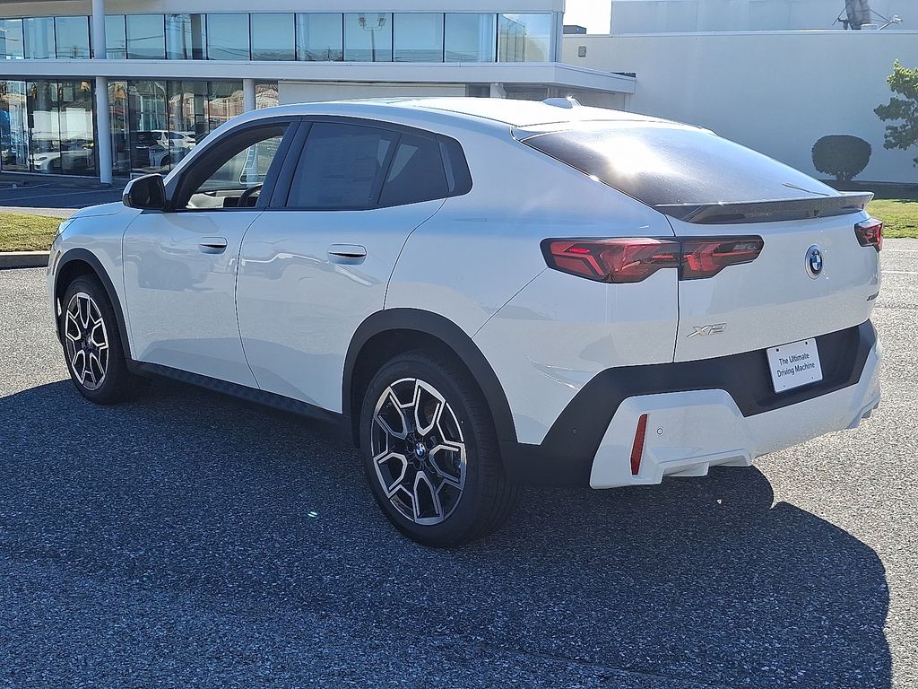 2025 BMW X2 28i - Photo 6