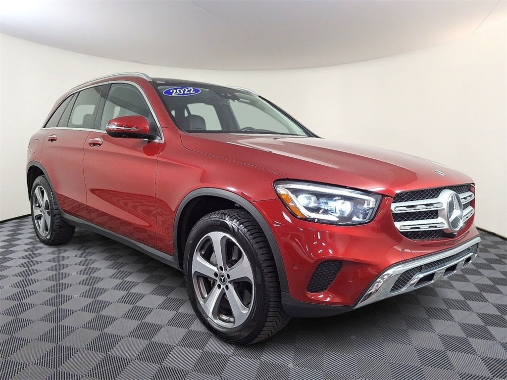 2022 Mercedes-Benz GLC GLC300's photo