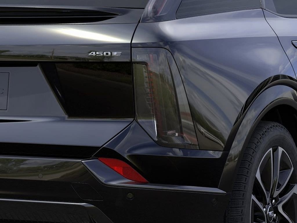 2026 Cadillac OPTIQ Sport - Photo 11