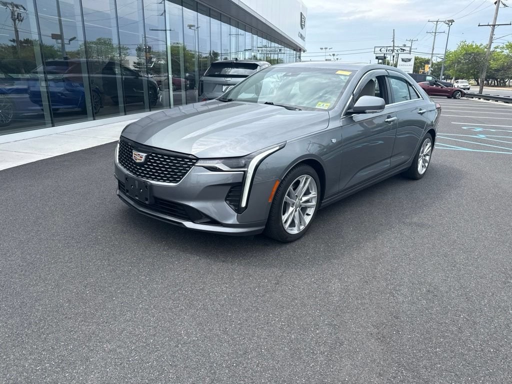2021 Cadillac CT4 Luxury's photo