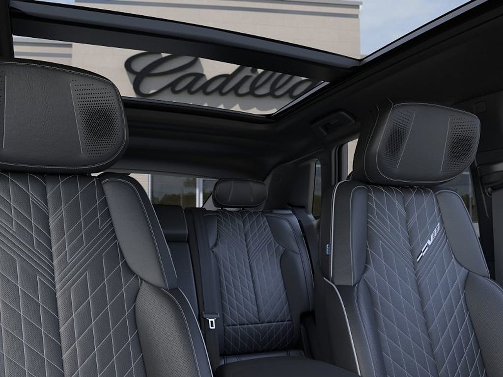 2026 Cadillac LYRIQ V Premium - Photo 24