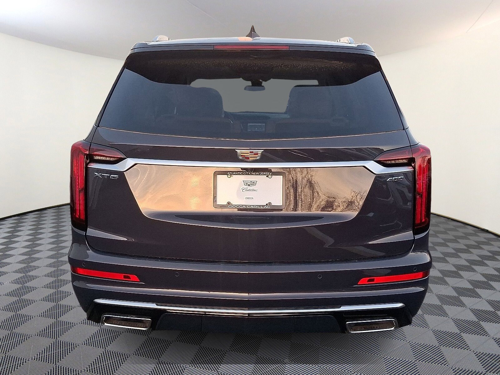 2025 Cadillac XT6 Premium Luxury photo 4
