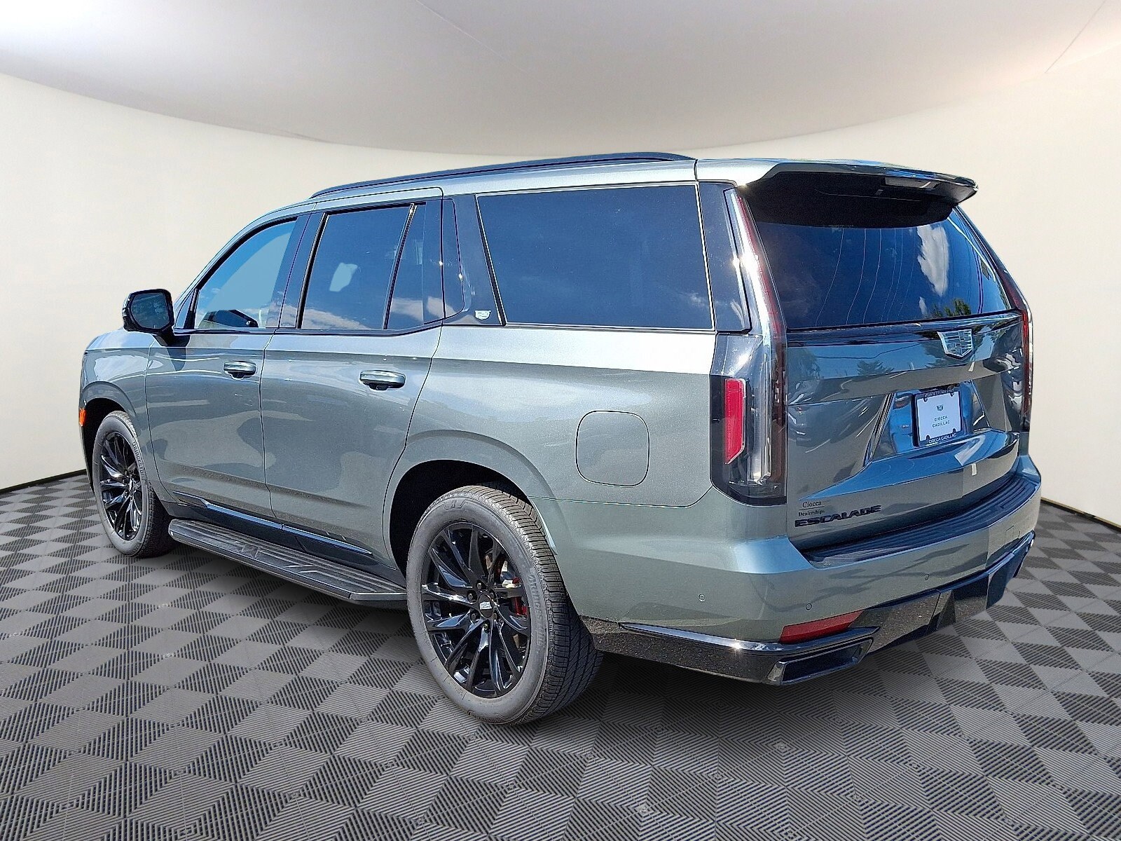2024 Cadillac Escalade Sport Platinum photo 2