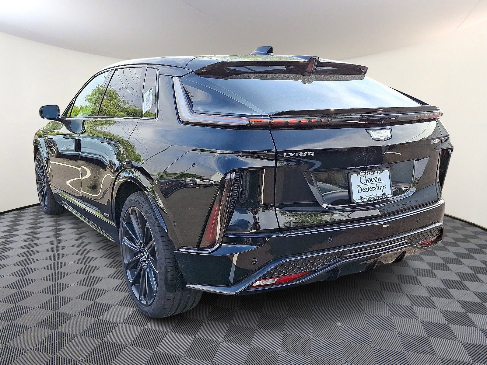 2026 Cadillac Lyriq photo 4