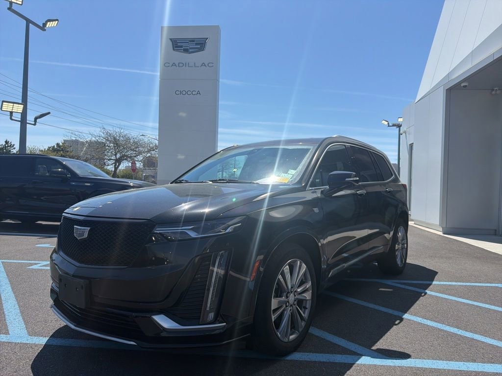 2023 Cadillac XT6 Premium Luxury Auto 4WD's photo