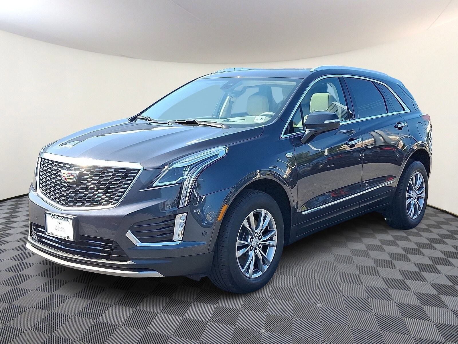 2022 Cadillac XT5 Premium Luxury photo 3