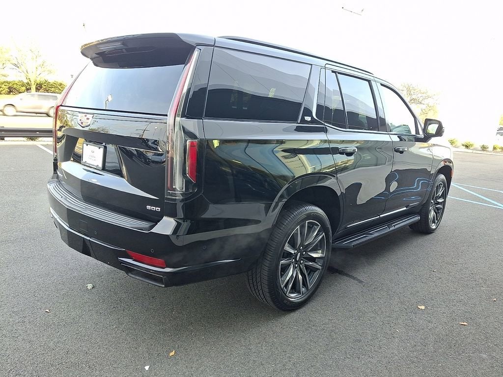 2024 Cadillac Escalade Sport - Photo 5