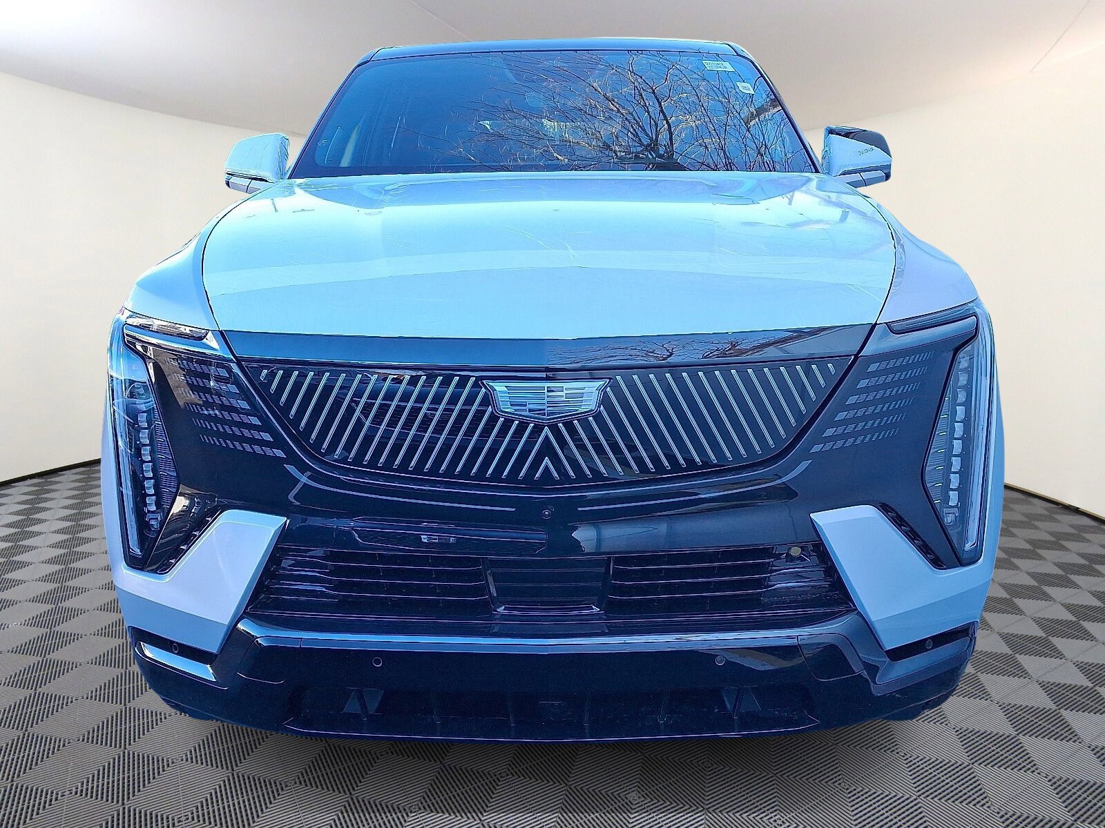 2025 Cadillac Escalade IQ Sport photo 2