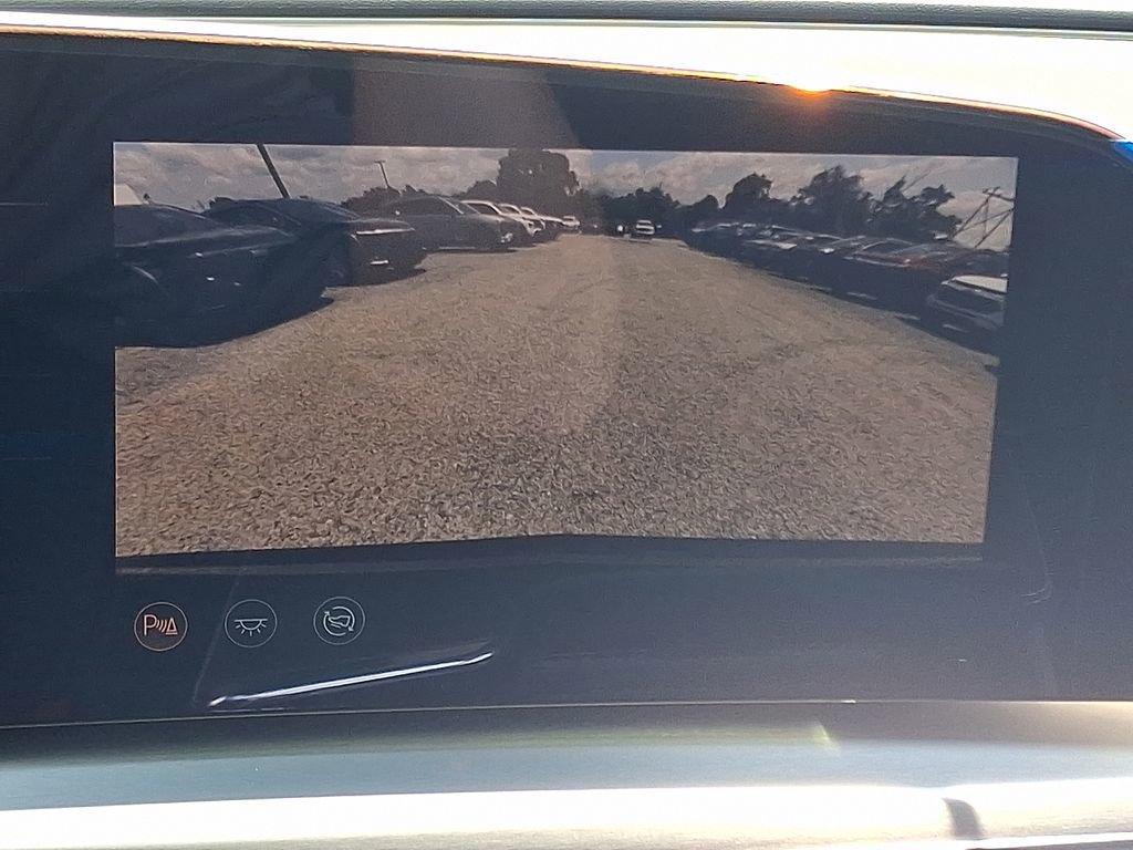 2025 Cadillac Lyriq Sport photo 4