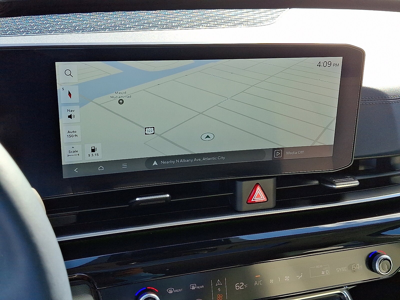 2025 Kia Carnival SX Prestige photo 3
