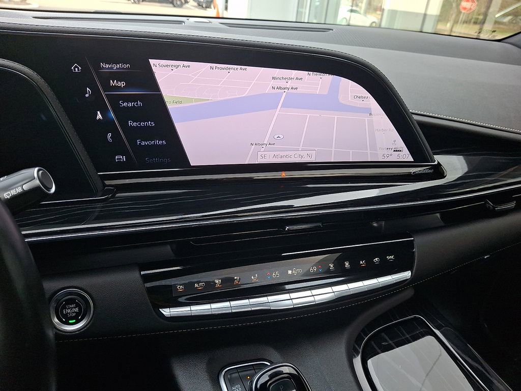 2024 Cadillac Escalade Sport - Photo 13