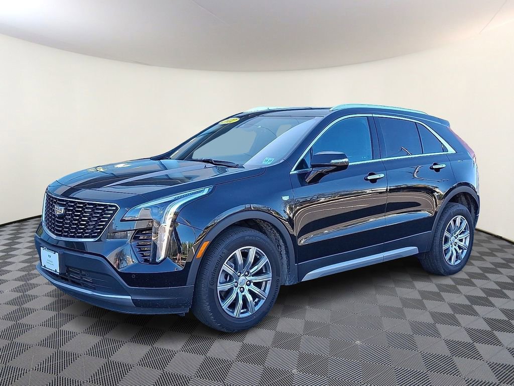 2022 Cadillac XT4 Premium Luxury