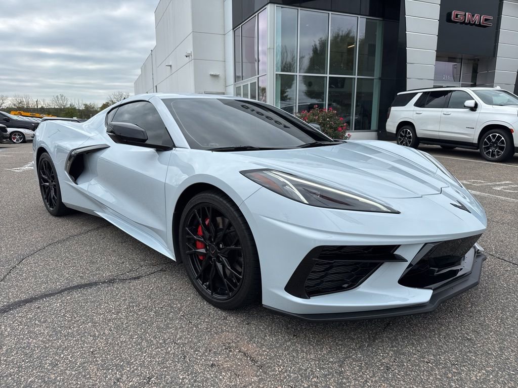 2023 Chevrolet Corvette Stingray 2LT photo 3