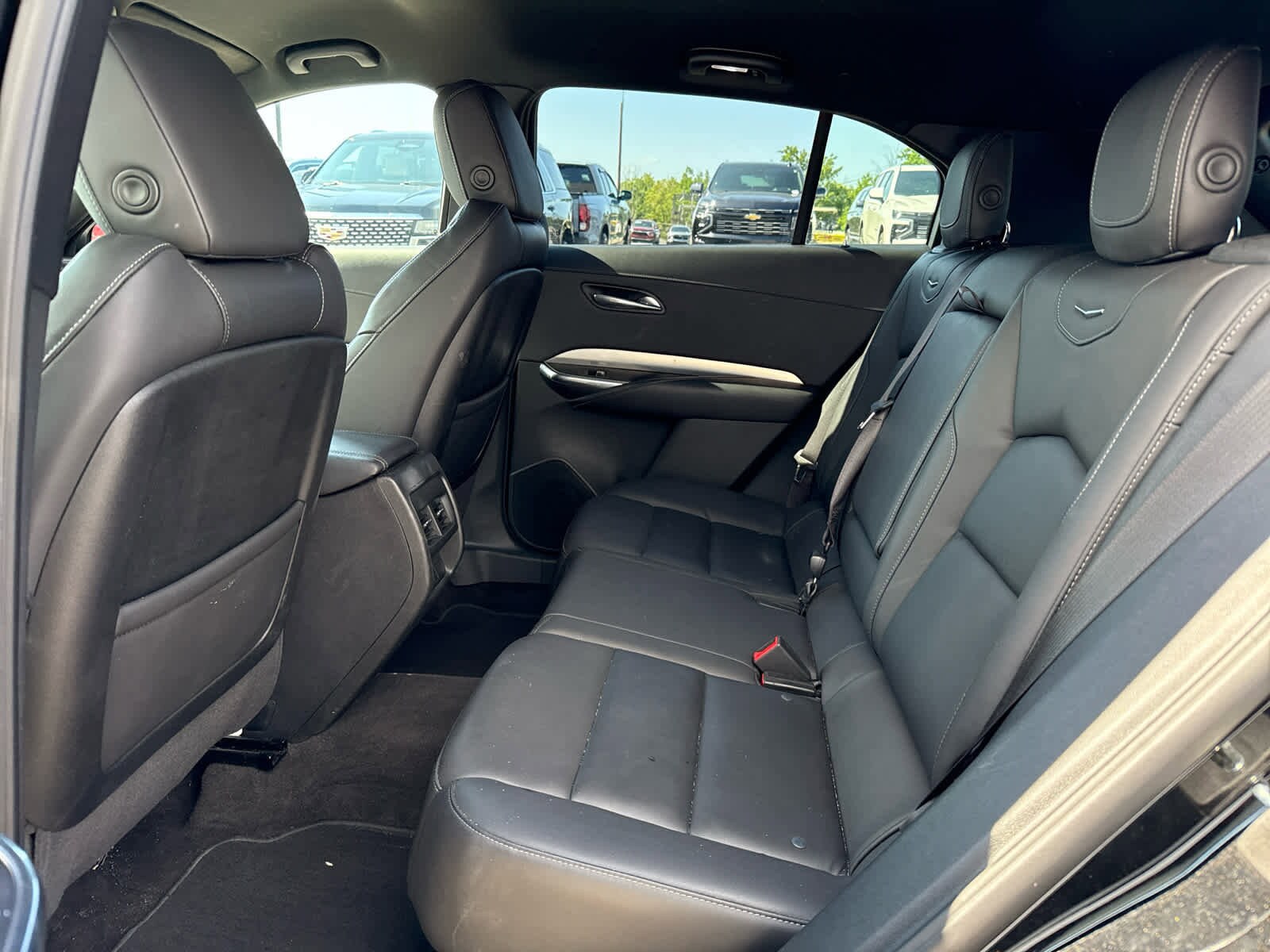 2022 Cadillac XT4 Premium Luxury photo 4