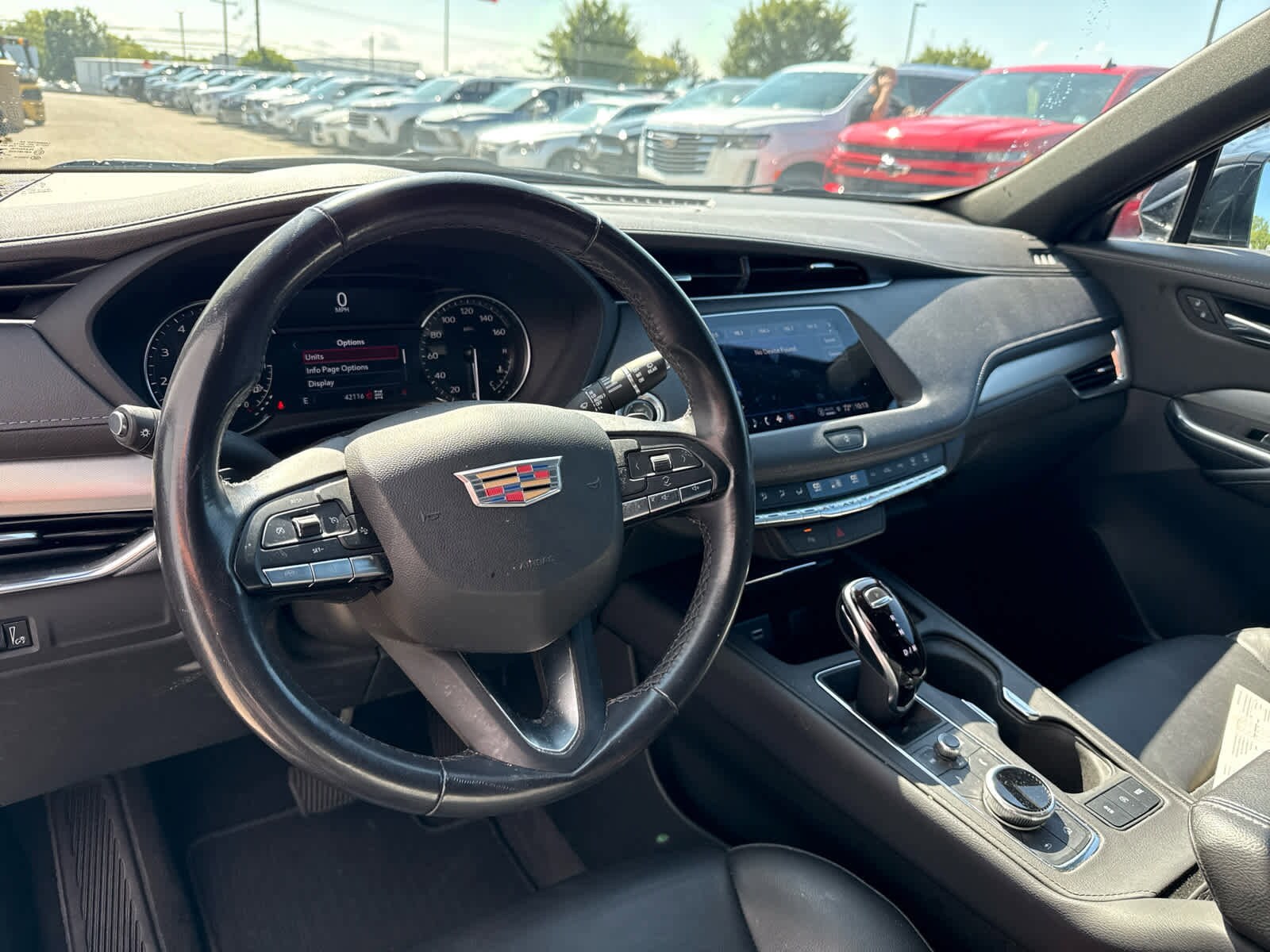 2022 Cadillac XT4 Premium Luxury photo 3