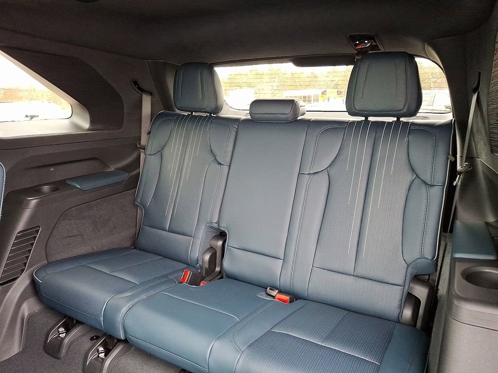 2025 Cadillac Escalade IQ Luxury 2 - Photo 6