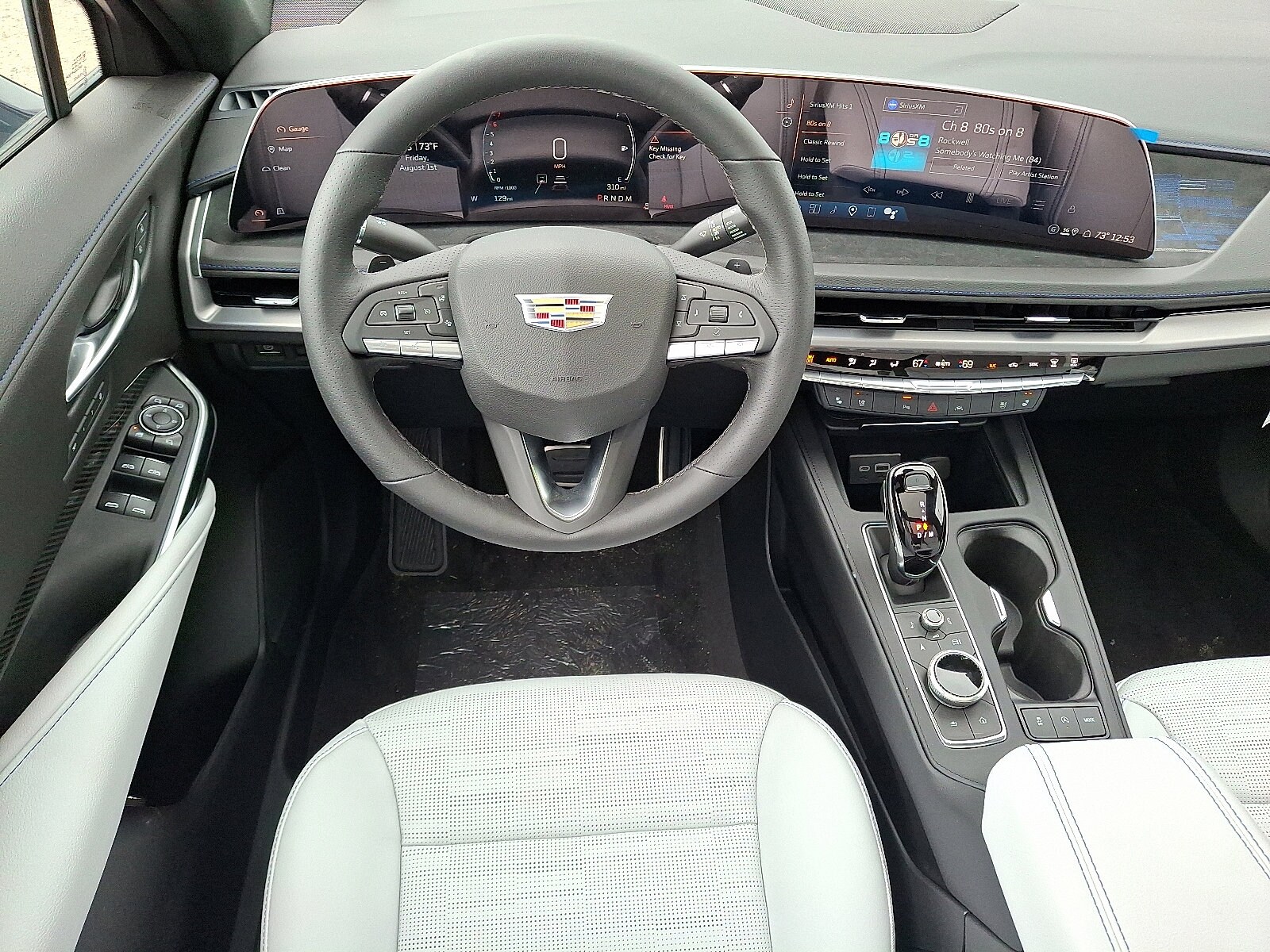 2025 Cadillac XT4 Sport photo 2