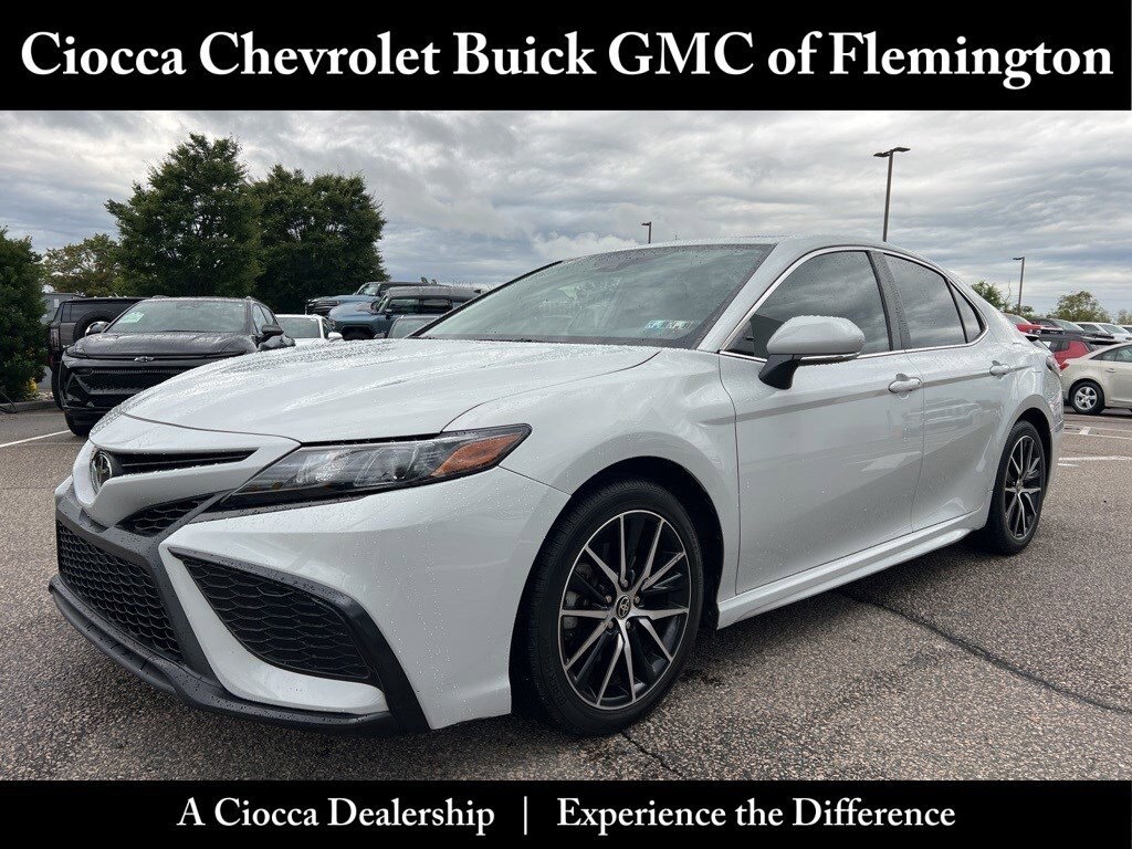 Used 2022 Toyota Camry SE Auto For Sale in Allentown, PA Near Emmaus