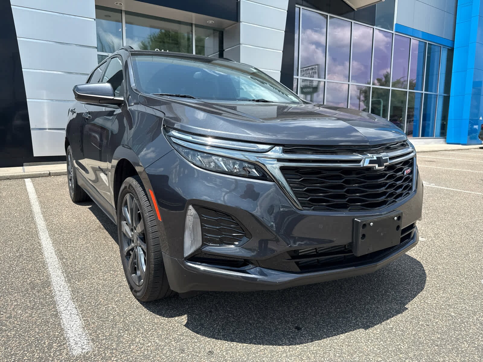 2022 Chevrolet Equinox RS photo 2