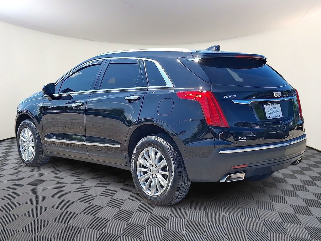 2017 Cadillac XT5 Base photo 3