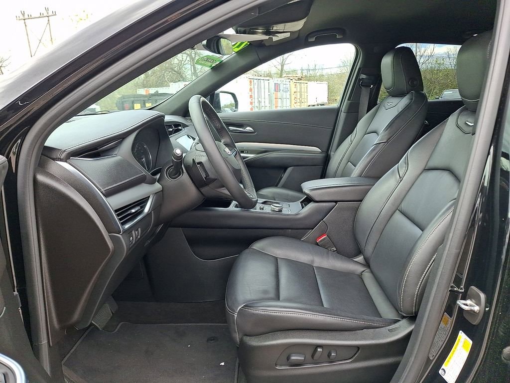 2022 Cadillac XT4 Premium Luxury - Photo 13