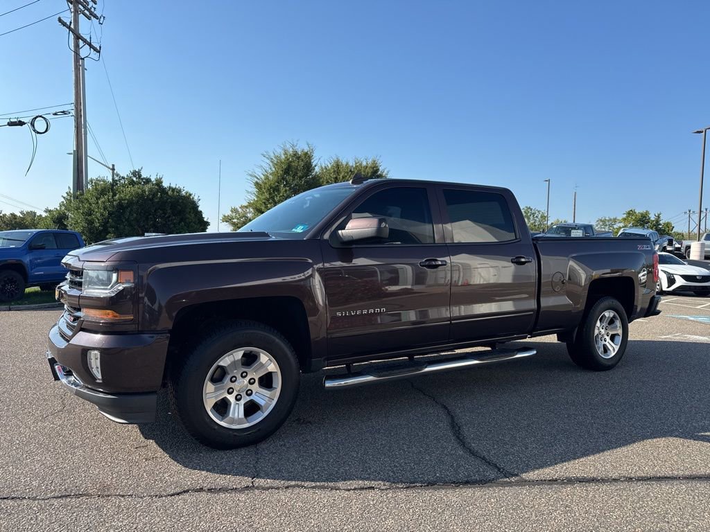 2016 Chevrolet Silverado 1500 LT photo 4