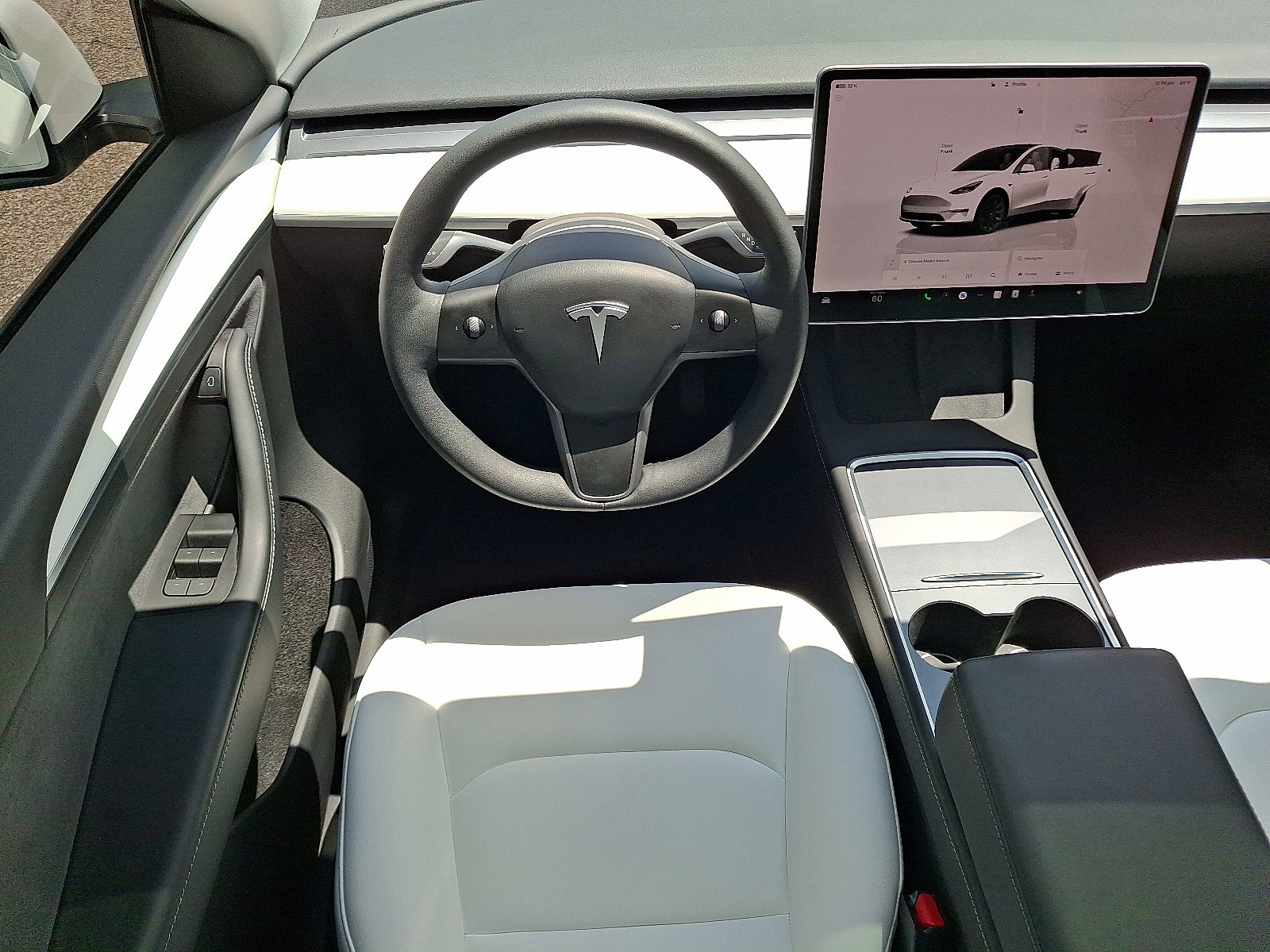 Used 2024 Tesla Model Y Long Range with VIN 7SAYGDED9RF009332 for sale in Flemington, NJ