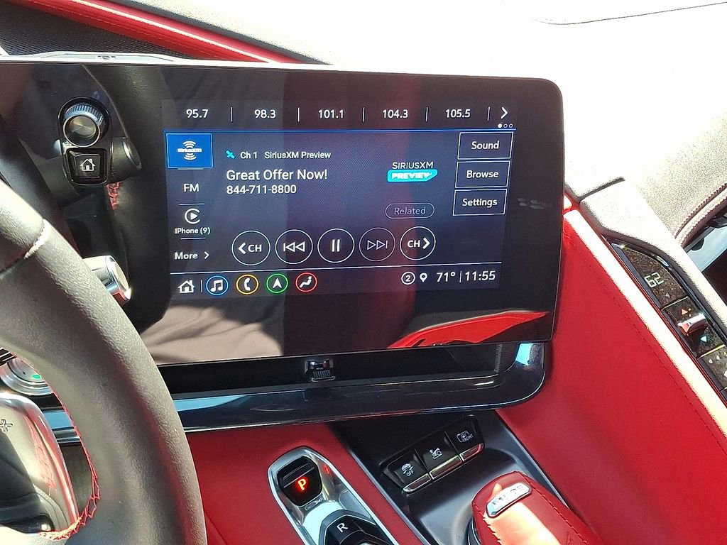 2023 Chevrolet Corvette Stingray 2LT photo 3