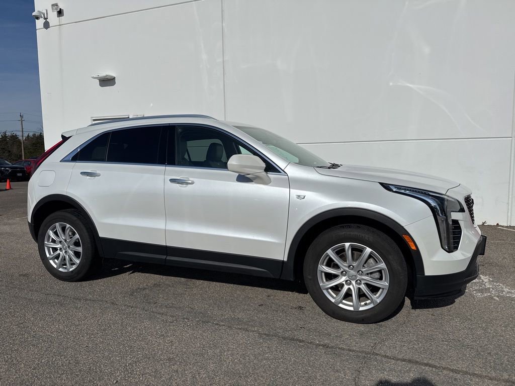 2023 Cadillac XT4 Luxury