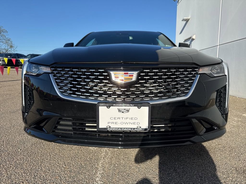 2023 Cadillac CT4 Luxury photo 4