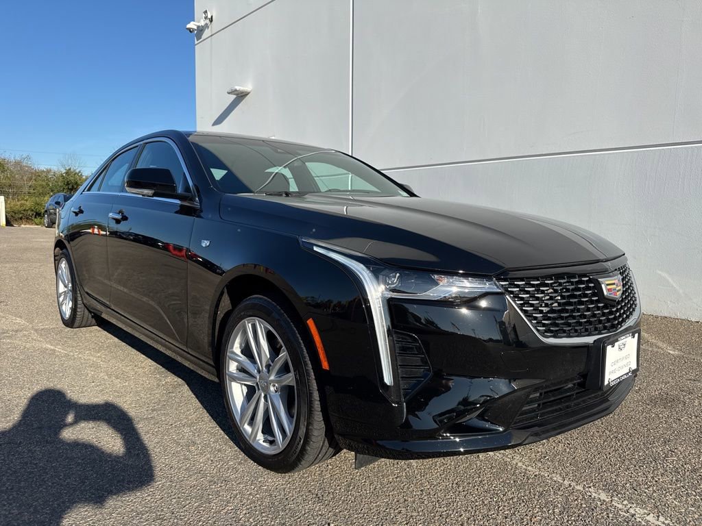 2023 Cadillac CT4 Luxury photo 3