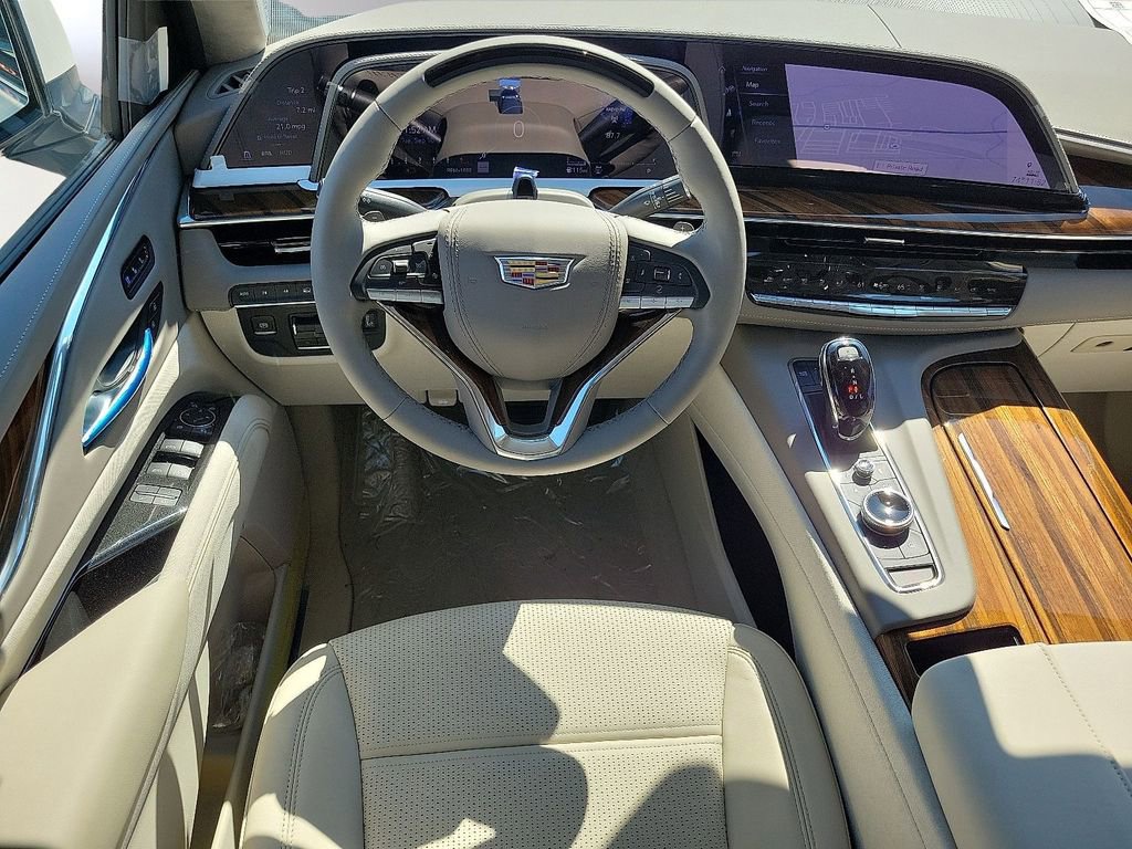 2024 Cadillac Escalade Premium Luxury Platinum photo 2