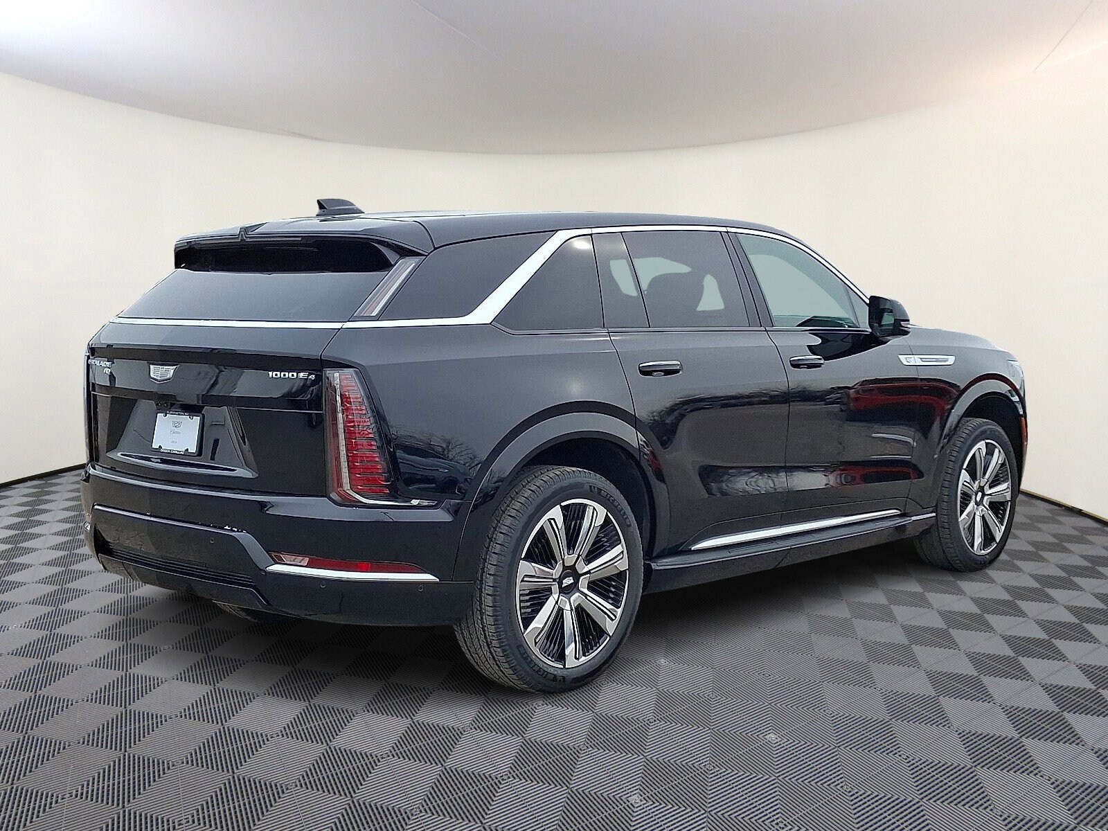 2025 Cadillac Escalade IQ Luxury photo 4