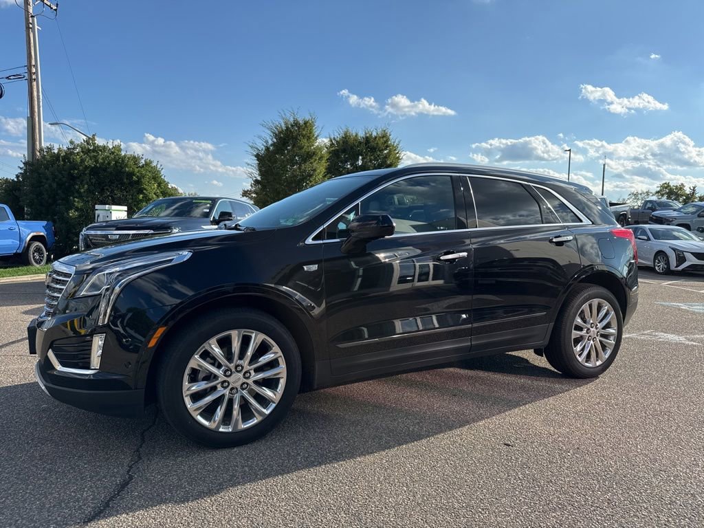 2017 Cadillac XT5 Platinum photo 4