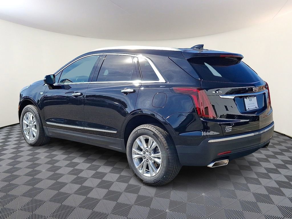 2023 Cadillac XT5 Luxury photo 3