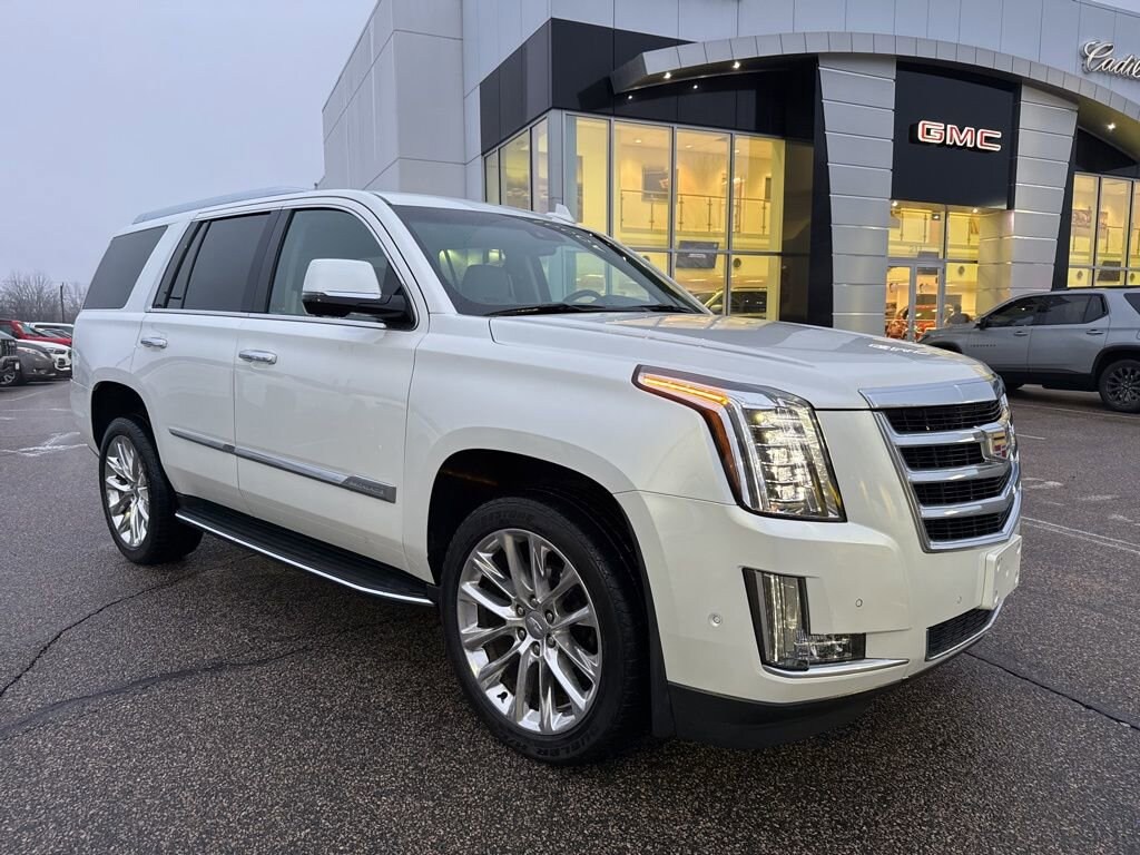 Used 2019 CADILLAC Escalade Luxury SUV