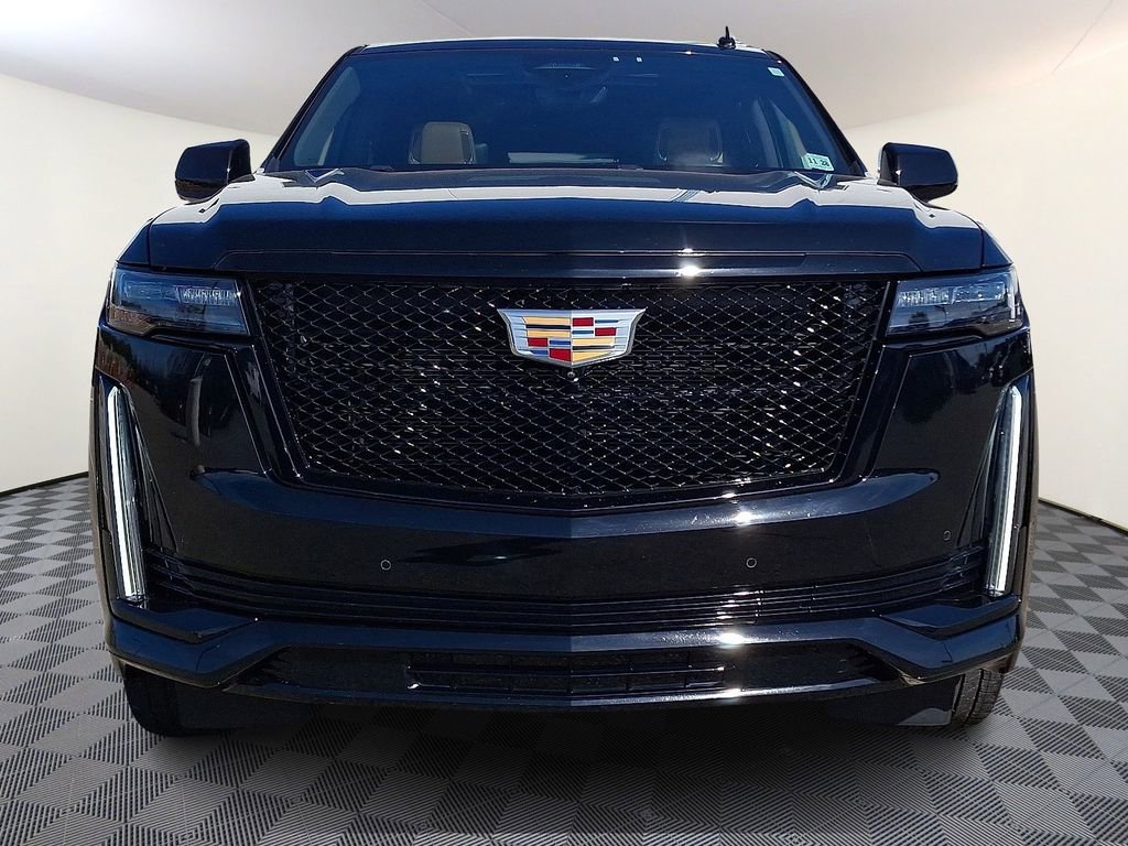 2023 Cadillac Escalade Sport photo 2
