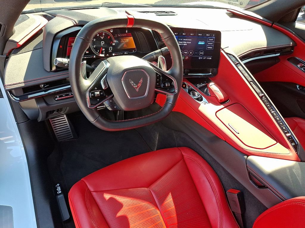 2023 Chevrolet Corvette Stingray 2LT photo 2