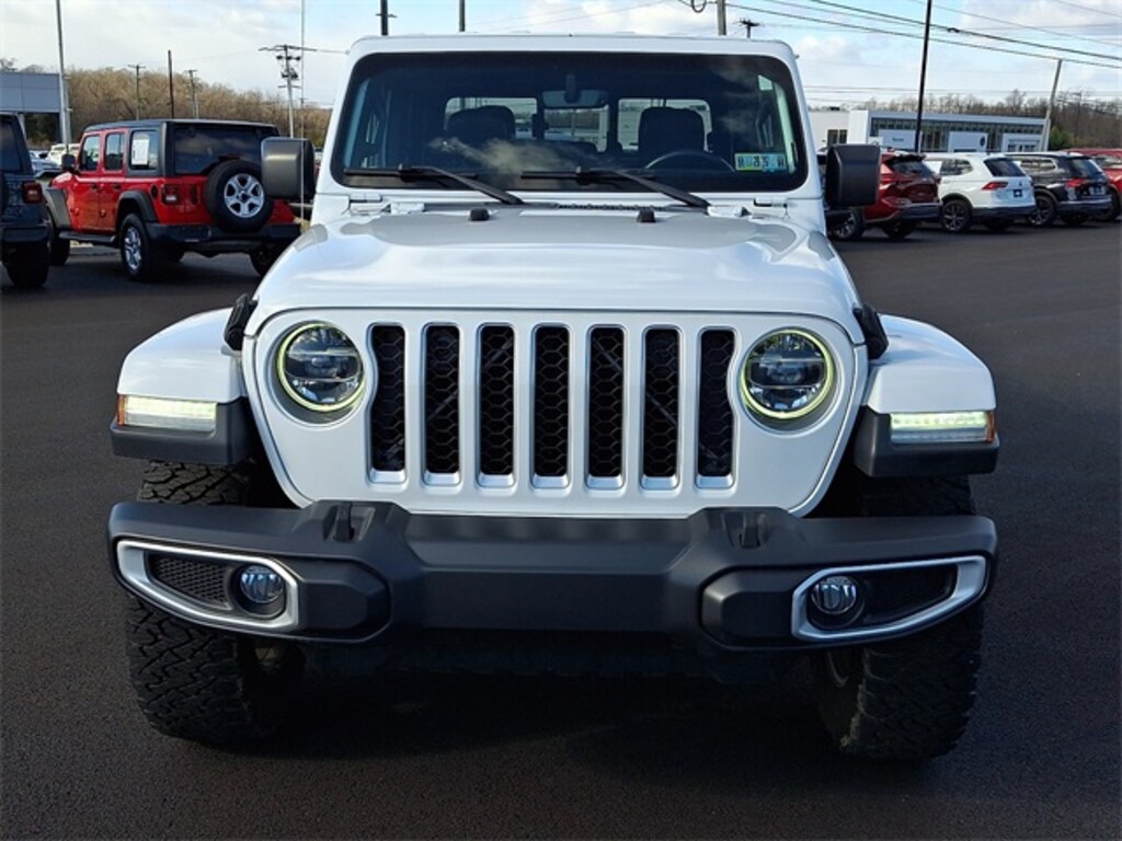 Used 2020 Jeep Gladiator Overland Truck Crew Cab