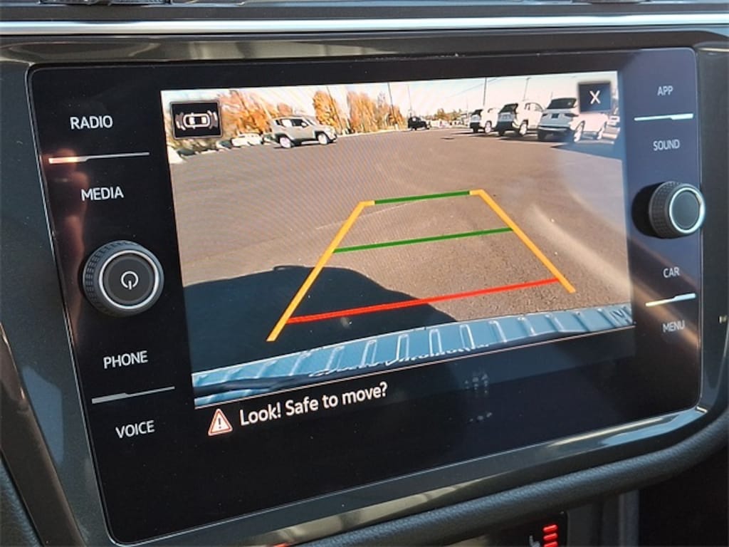 Used 2022 Volkswagen Tiguan 2.0T SE SUV