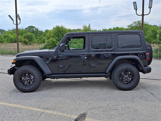 2025 Jeep Wrangler Willys photo 4