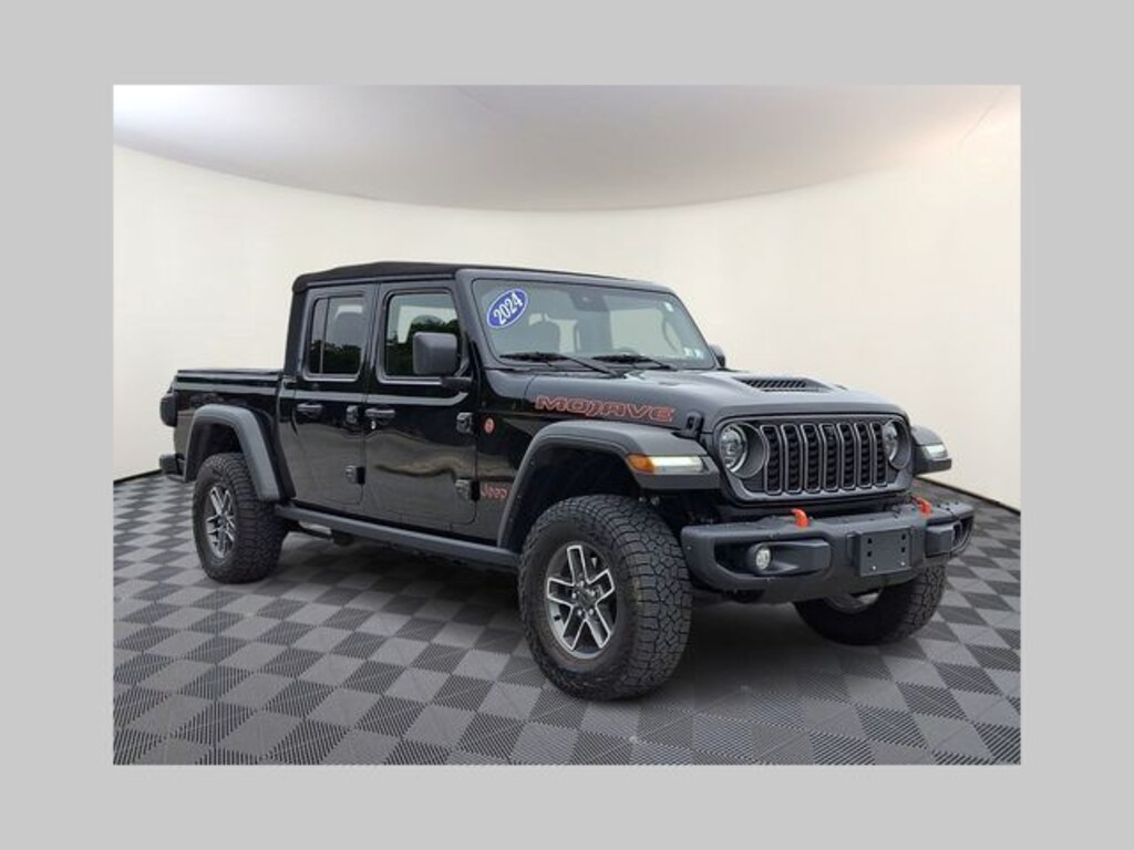 Used 2024 Jeep Gladiator Mojave Truck Crew Cab
