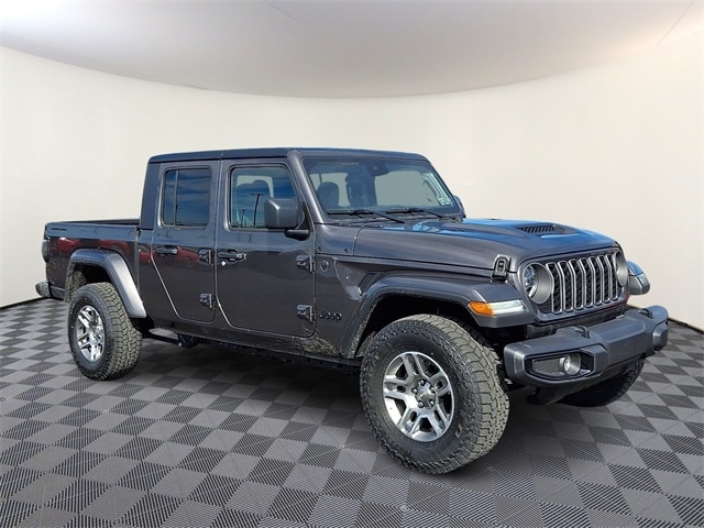 2025 Jeep Gladiator Sport S's photo