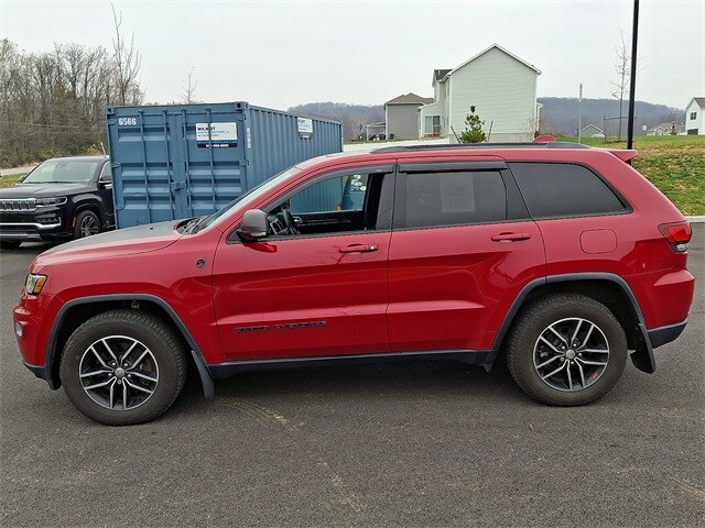 2018 Jeep Grand Cherokee Trailhawk photo 4