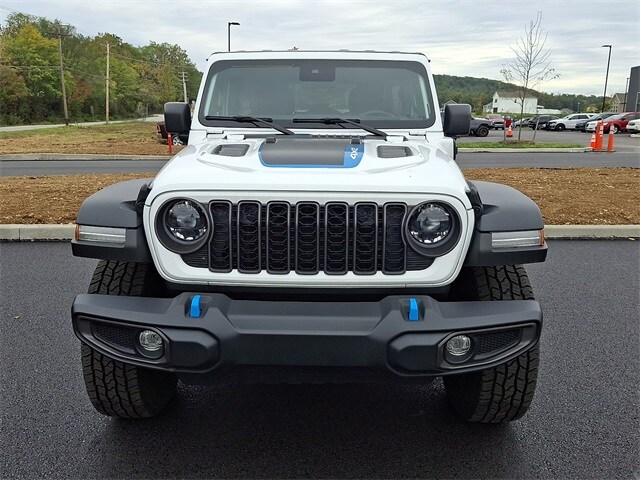 2024 Jeep Wrangler 4xe Rubicon photo 2